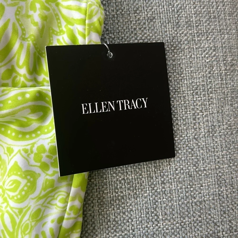 Ellen Tracy Green One Piece Swimsuit  Size 8
